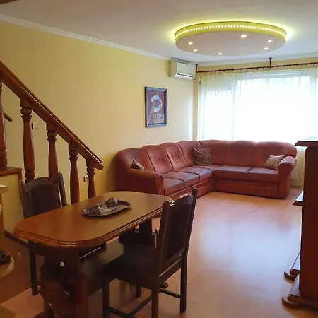 Apartment мезонет *
